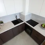 Lu شقة *